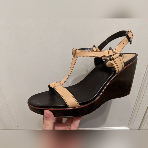 00's Aerosoles platform heels - Picture 4 of 6